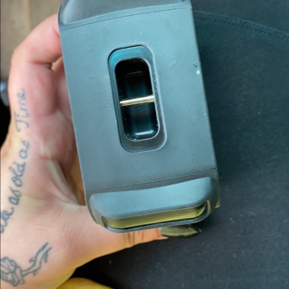 iHome - Picture 2 of 5